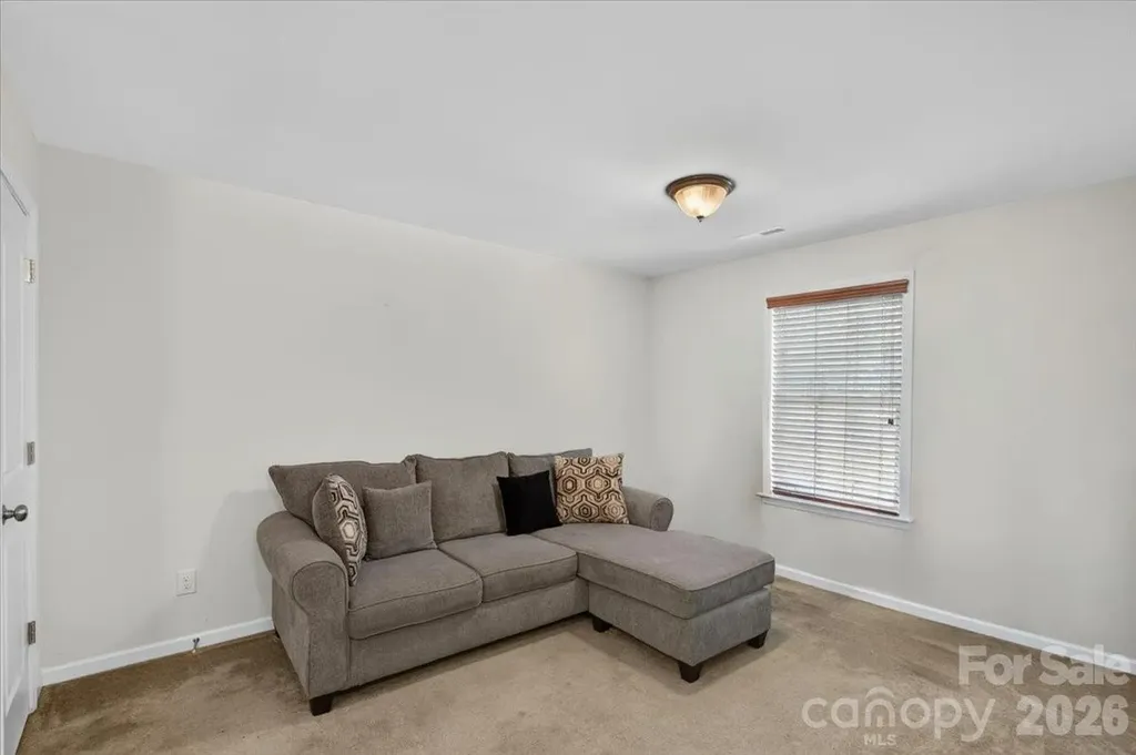 3323 Mortemer Lane Charlotte NC 28262