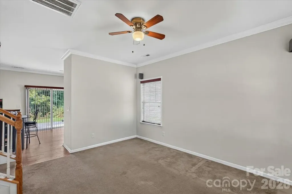 3323 Mortemer Lane Charlotte NC 28262