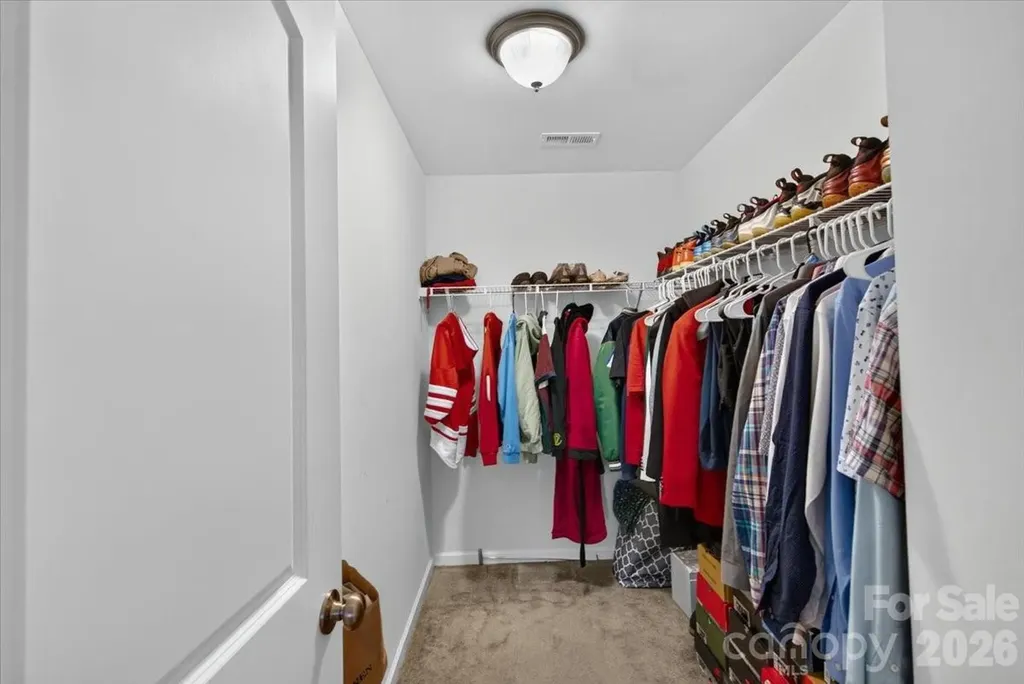 3323 Mortemer Lane Charlotte NC 28262