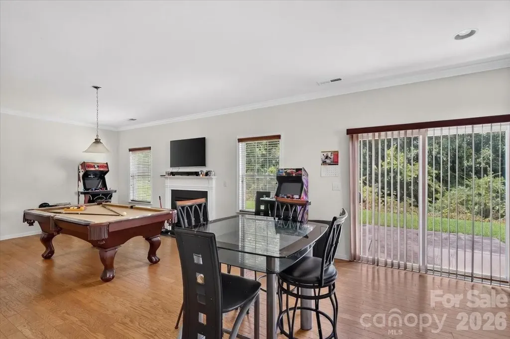 3323 Mortemer Lane Charlotte NC 28262