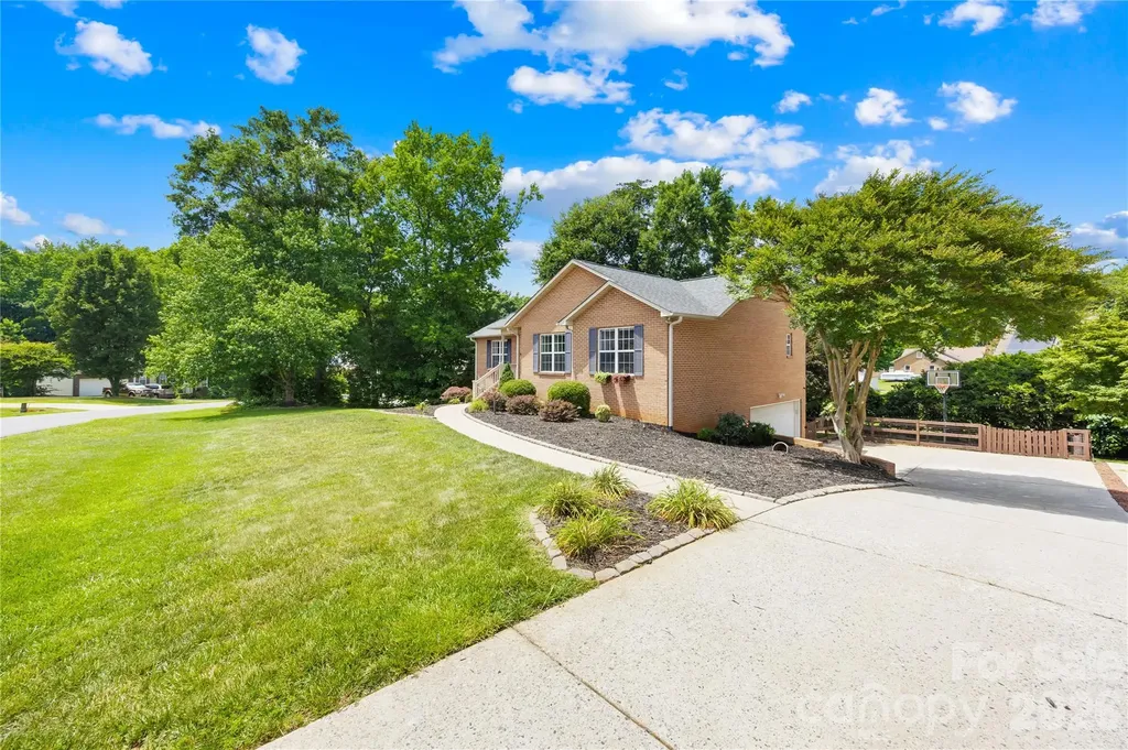 321 Kilmer Lane Mooresville NC 28115