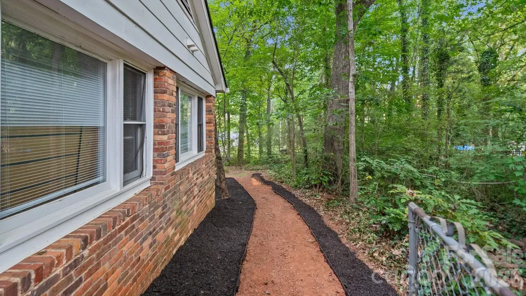 7515 Shady Lane Charlotte NC 28215