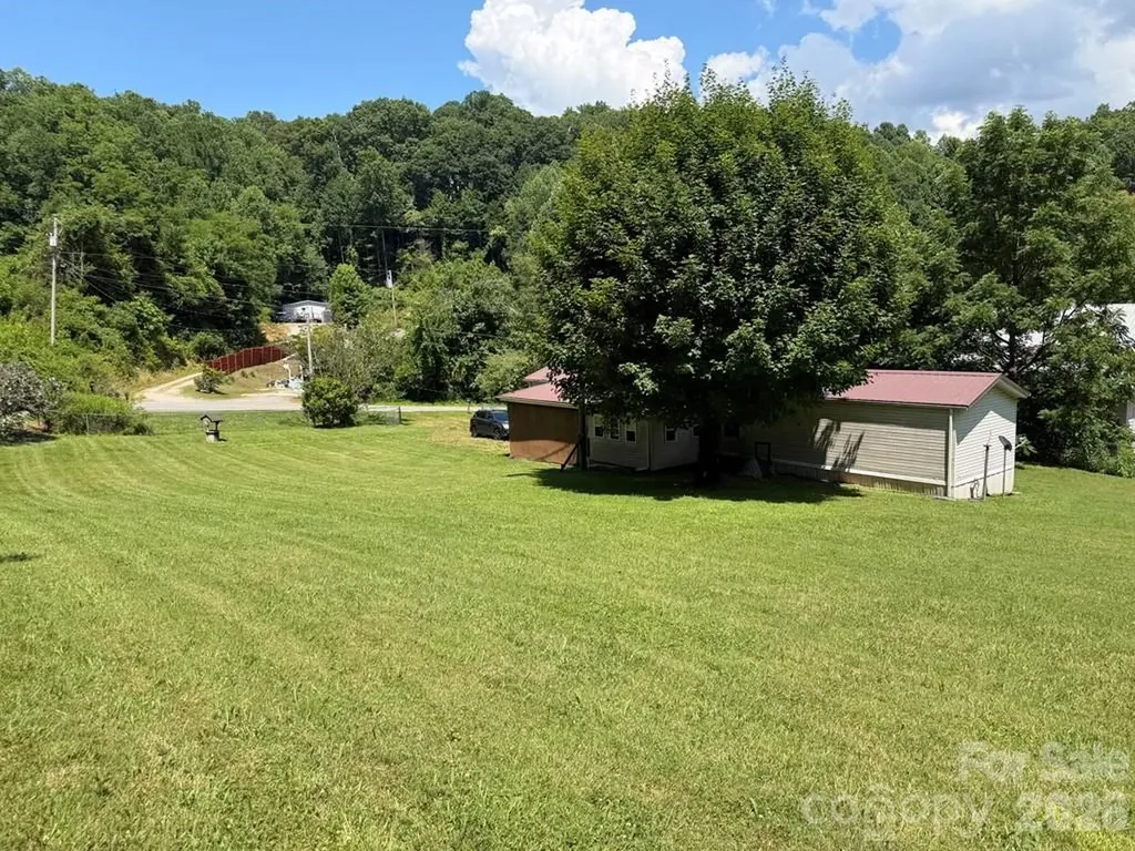 471 Crawford Cemetery Road Sylva NC 28779