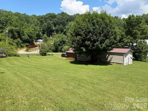 471 Crawford Cemetery Road Sylva NC 28779