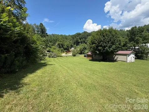471 Crawford Cemetery Road Sylva NC 28779