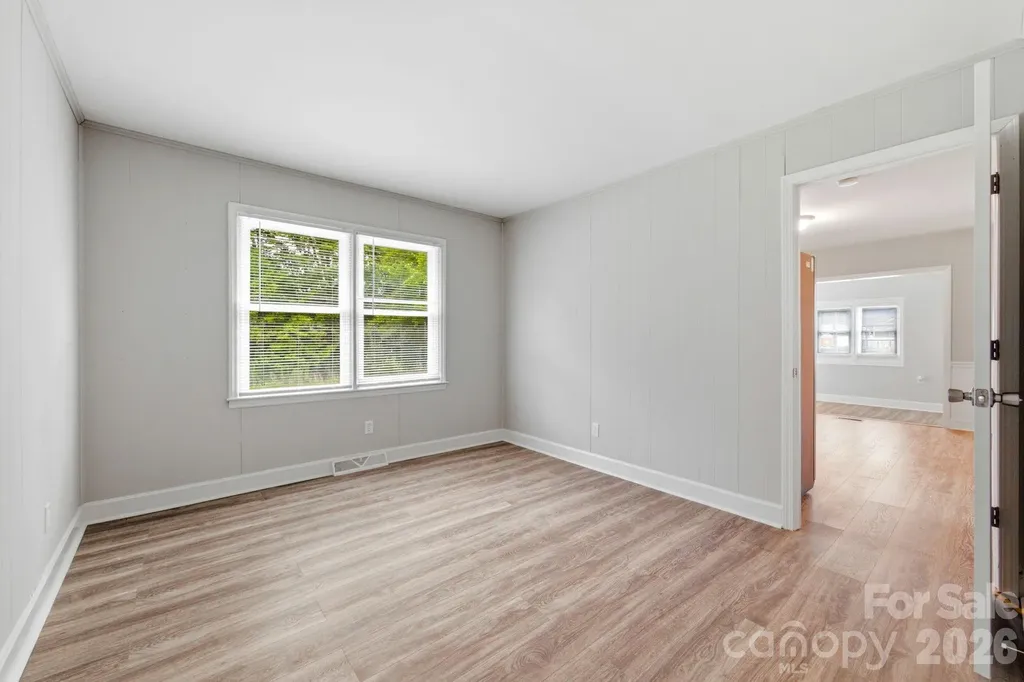2917 Dalecrest Drive Charlotte NC 28269