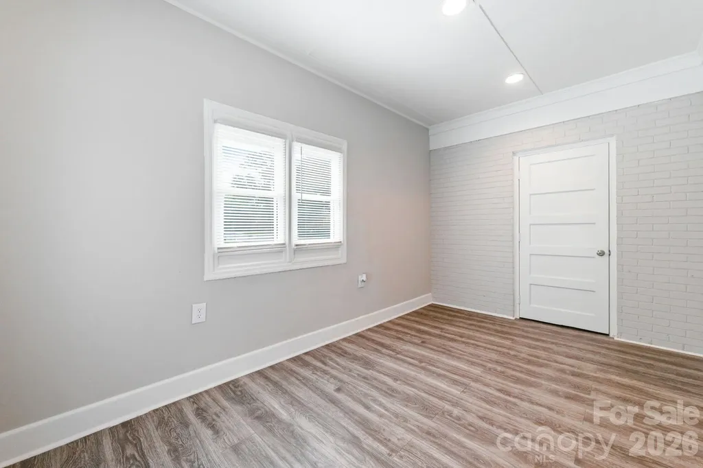 2917 Dalecrest Drive Charlotte NC 28269