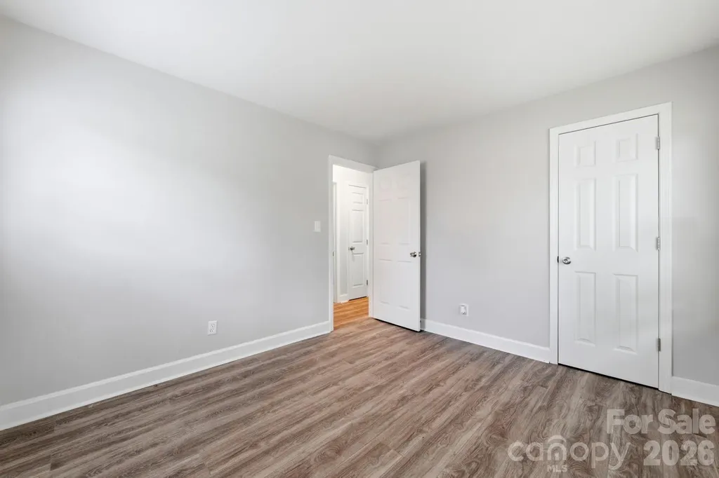 2917 Dalecrest Drive Charlotte NC 28269