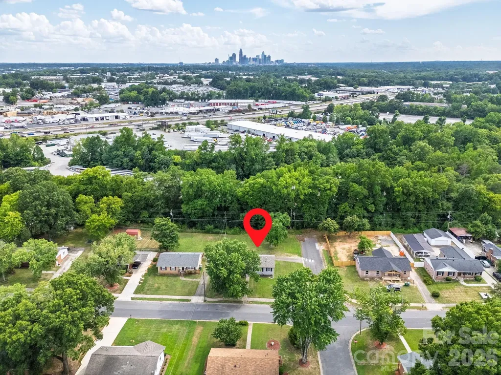 2917 Dalecrest Drive Charlotte NC 28269