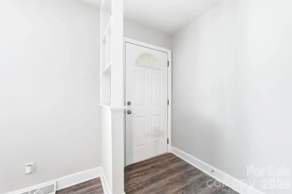 2917 Dalecrest Drive Charlotte NC 28269