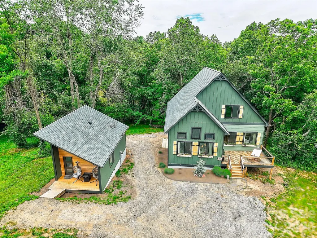 18 Baker Place Arden NC 28704