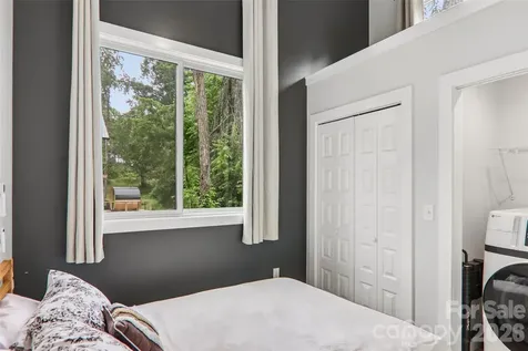 18 Baker Place Arden NC 28704