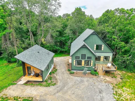 18 Baker Place Arden NC 28704