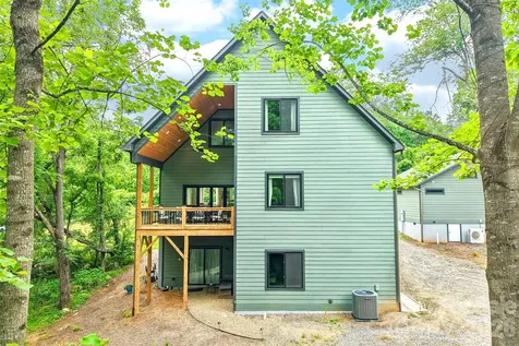 18 Baker Place Arden NC 28704