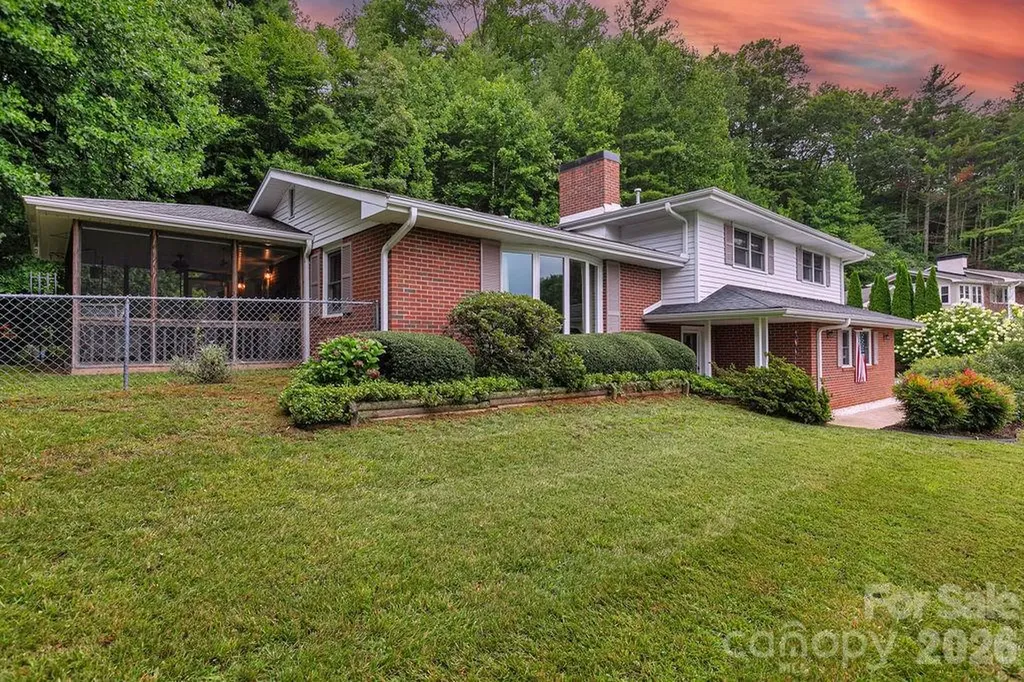 337 Delphia Drive Brevard NC 28712