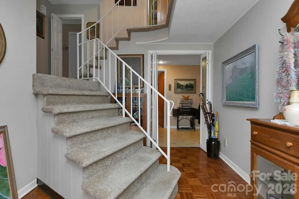 337 Delphia Drive Brevard NC 28712