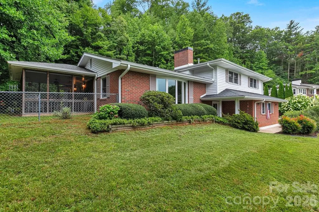 337 Delphia Drive Brevard NC 28712