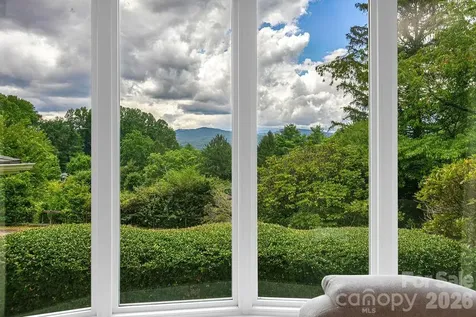 337 Delphia Drive Brevard NC 28712