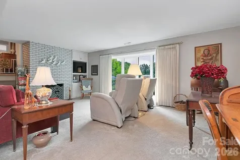 337 Delphia Drive Brevard NC 28712