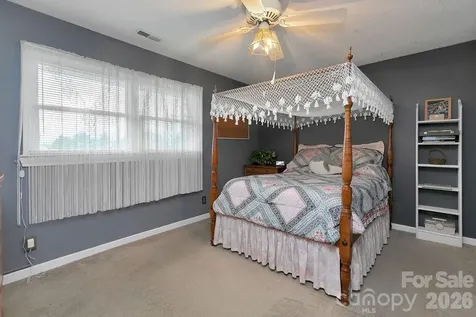 337 Delphia Drive Brevard NC 28712