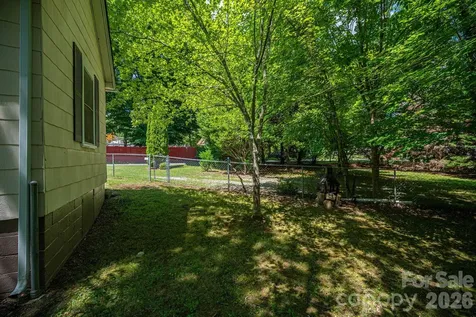 214 23rd Street NW Hickory NC 28601