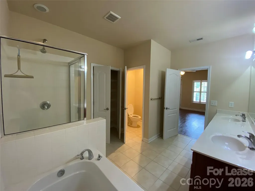 9916 Evergreen Terrace Drive Charlotte NC 28277