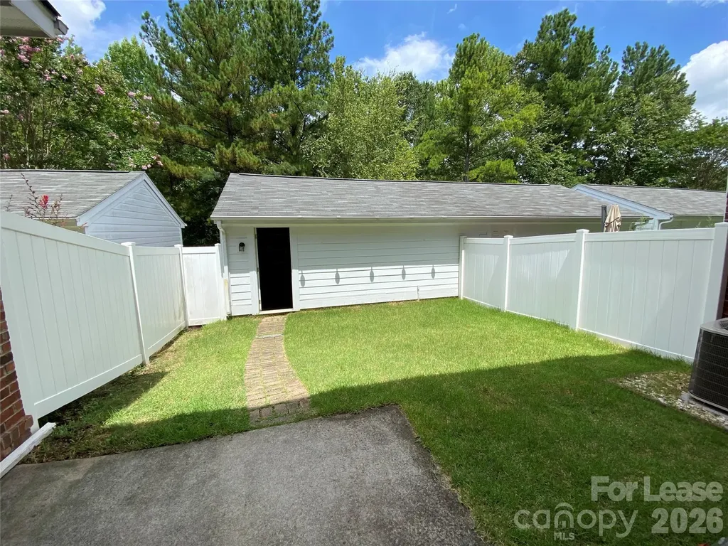 9916 Evergreen Terrace Drive Charlotte NC 28277