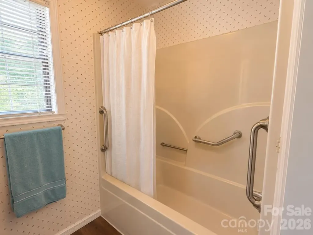 31 Mint Lake Court W Franklin NC 28734