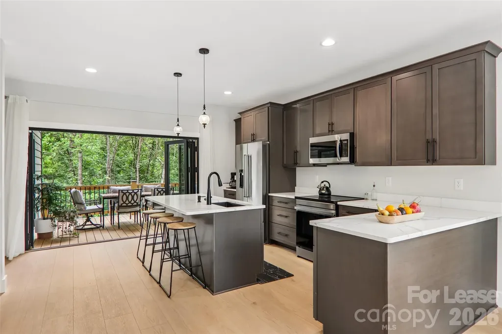 18 Baker Place Arden NC 28704