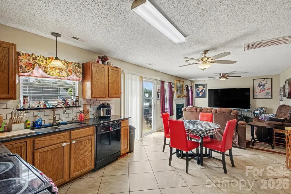 2026 Edenderry Drive Statesville NC 28625