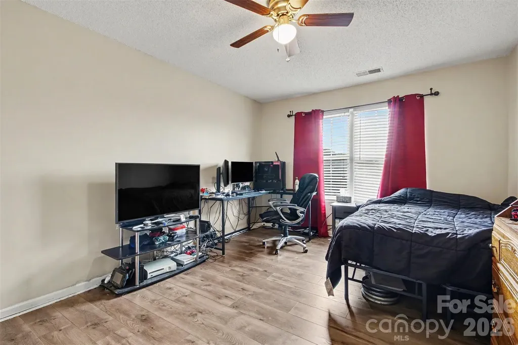 2026 Edenderry Drive Statesville NC 28625