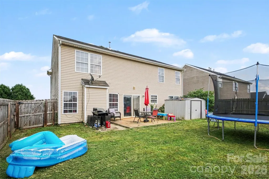 2026 Edenderry Drive Statesville NC 28625