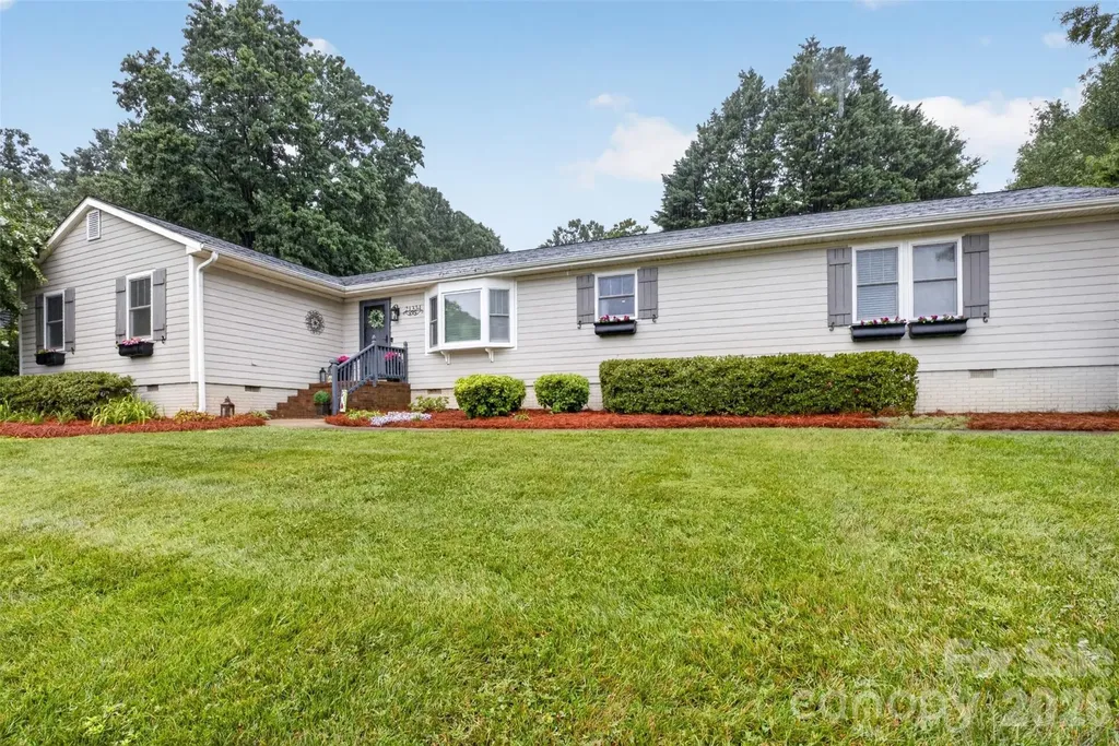 21334 Sandy Cove Road Cornelius NC 28031