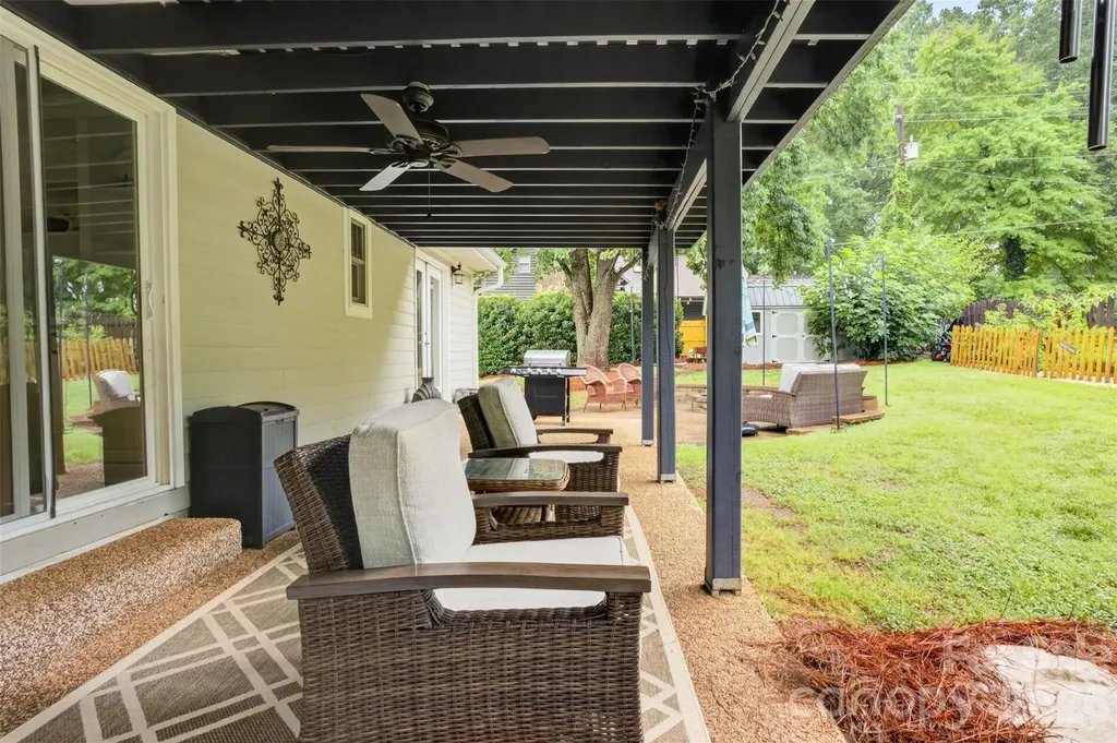 21334 Sandy Cove Road Cornelius NC 28031