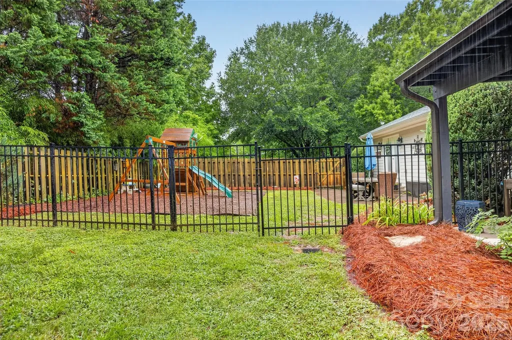 21334 Sandy Cove Road Cornelius NC 28031