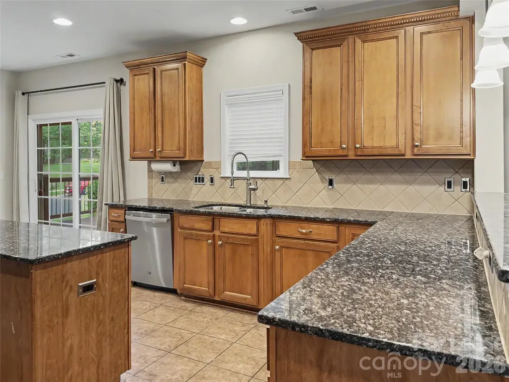 9403 Segundo Lane Charlotte NC 28278