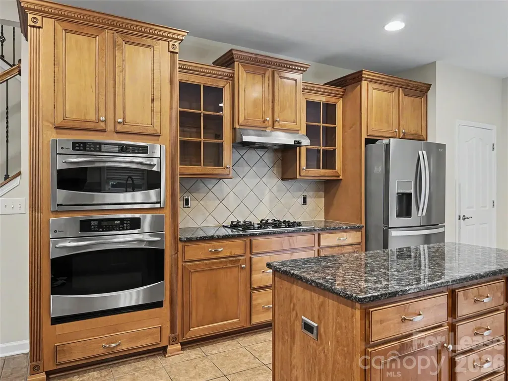 9403 Segundo Lane Charlotte NC 28278