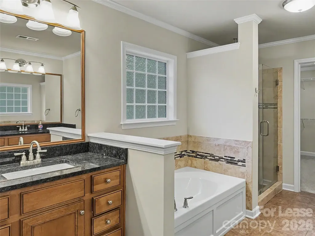 9403 Segundo Lane Charlotte NC 28278