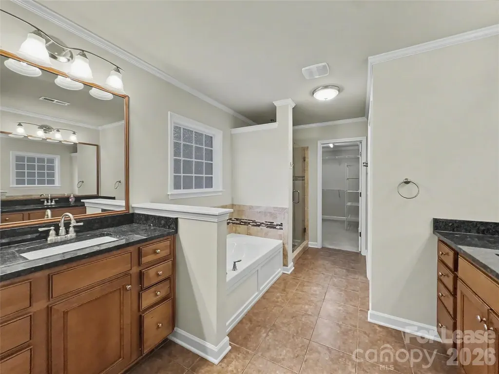 9403 Segundo Lane Charlotte NC 28278