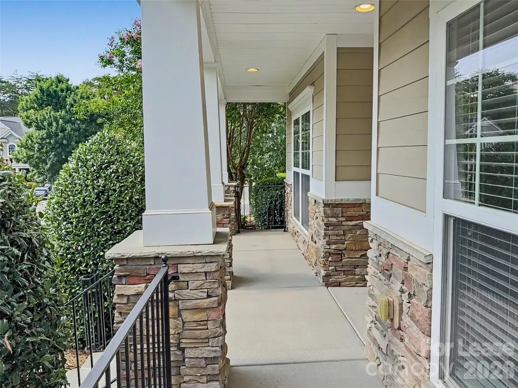9403 Segundo Lane Charlotte NC 28278