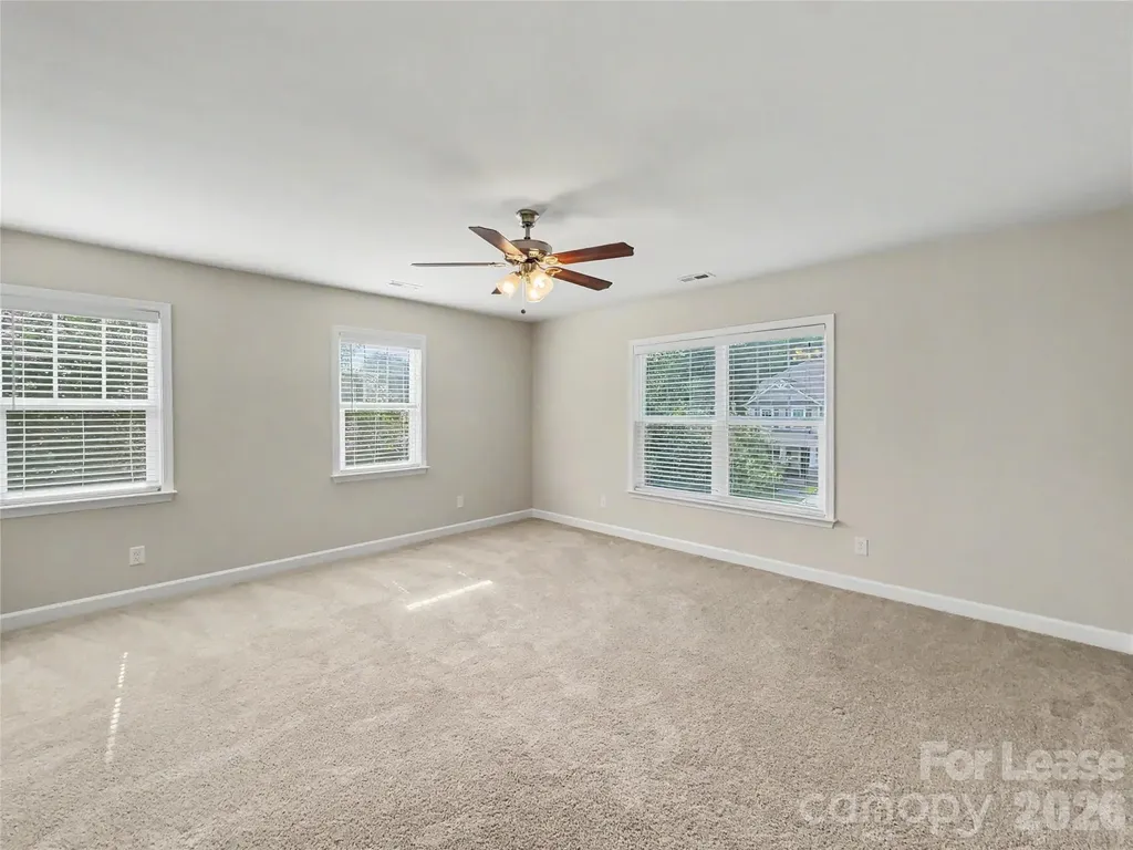 9403 Segundo Lane Charlotte NC 28278