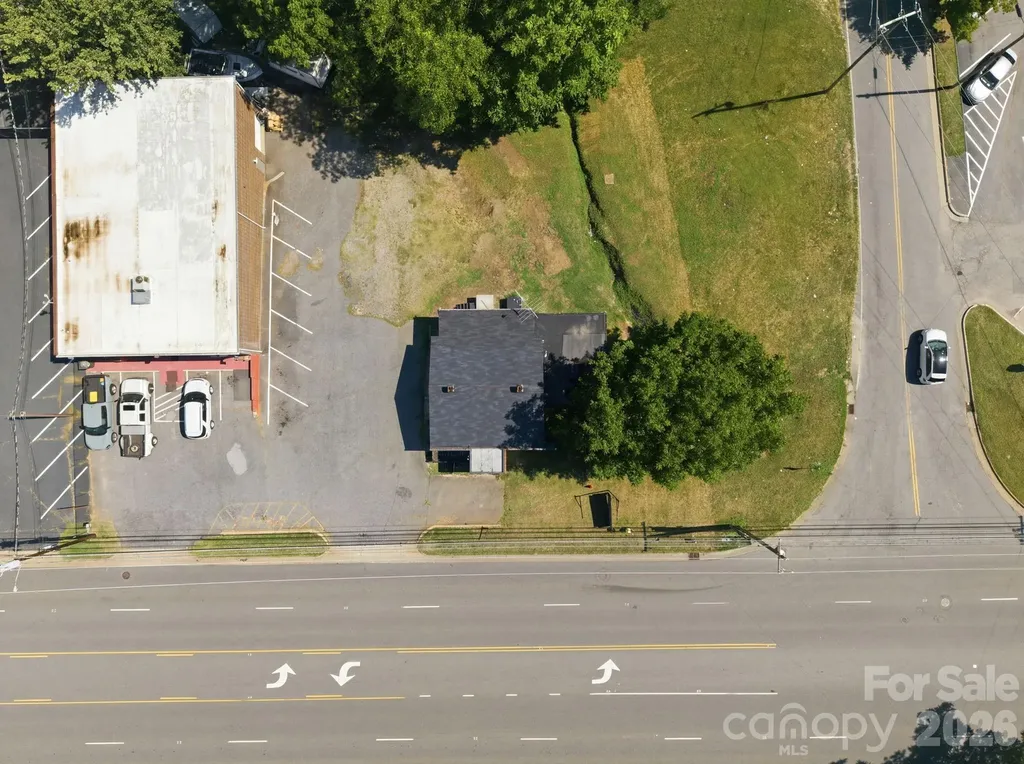 2026 12th Avenue NE Hickory NC 28601