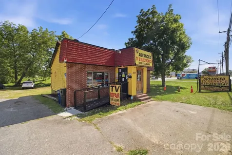 2026 12th Avenue NE Hickory NC 28601