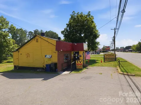 2026 12th Avenue NE Hickory NC 28601
