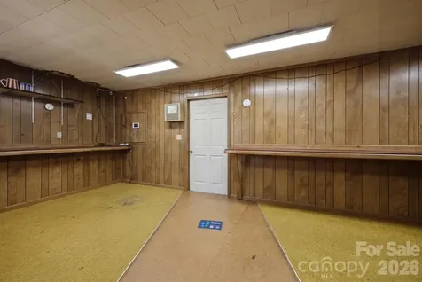 2026 12th Avenue NE Hickory NC 28601
