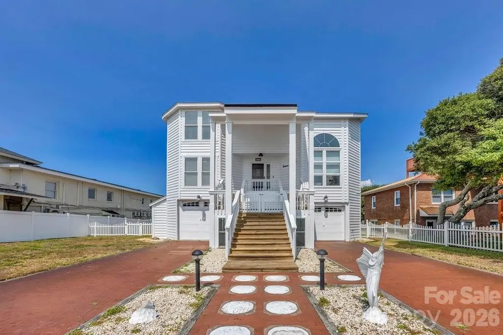 203 Norton Street Oak Island NC 28465