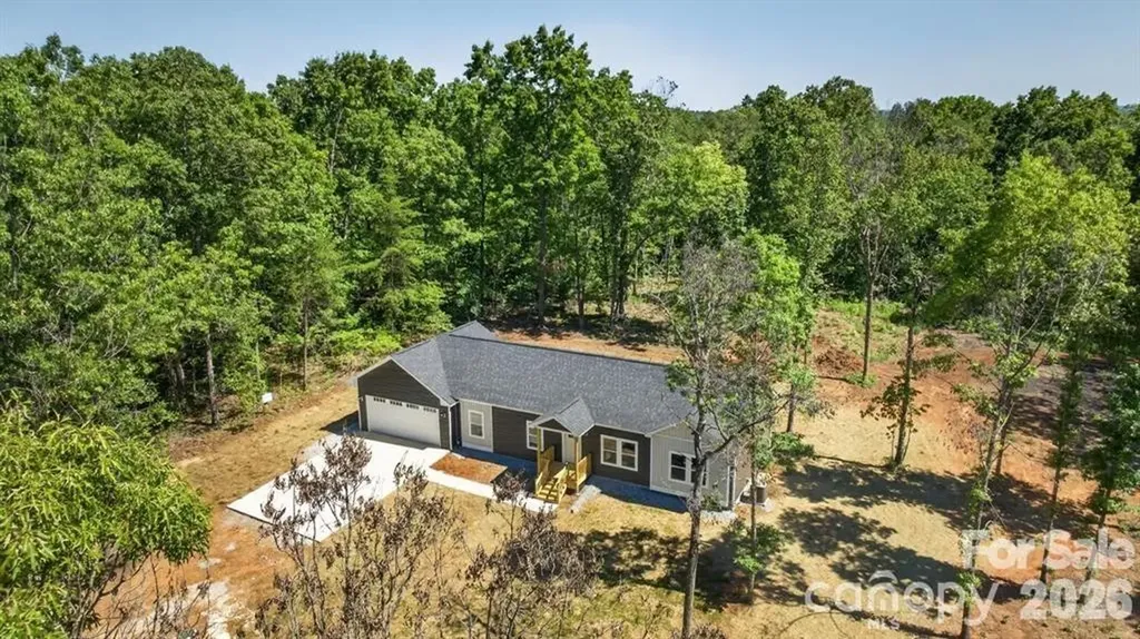 159 Evenfall Lane Columbus NC 28722