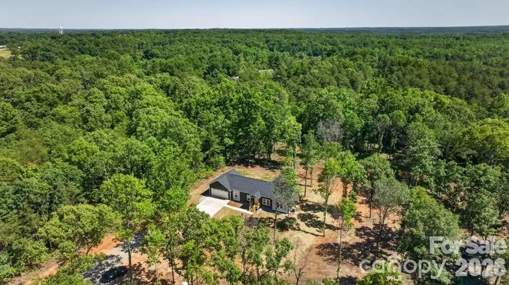 159 Evenfall Lane Columbus NC 28722