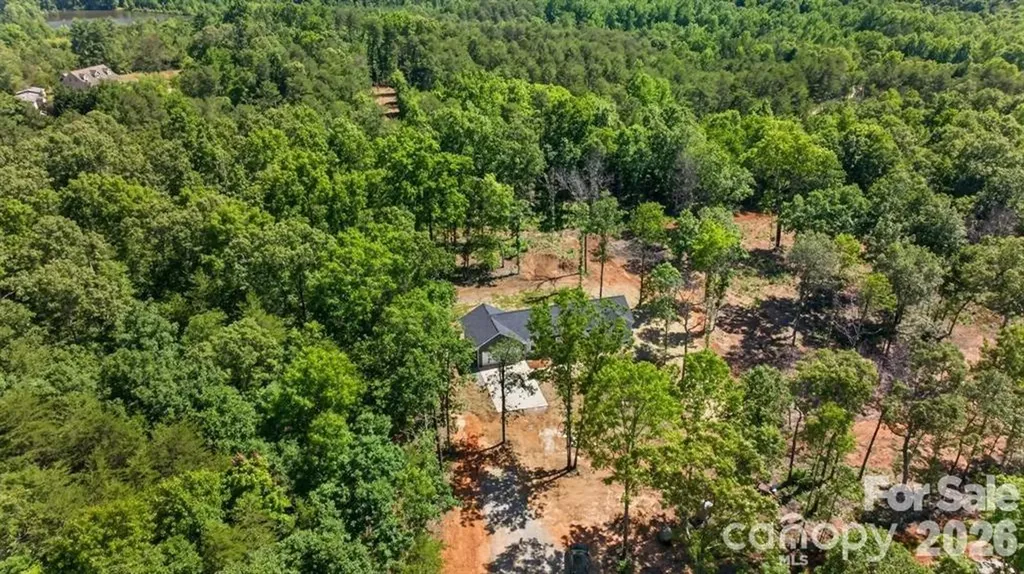159 Evenfall Lane Columbus NC 28722
