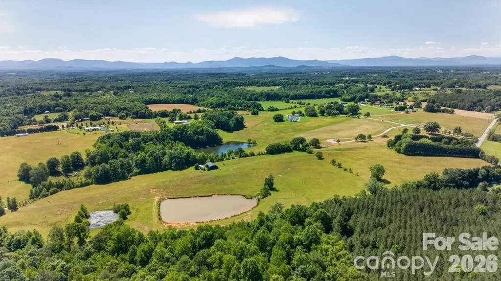 159 Evenfall Lane Columbus NC 28722